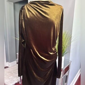 H&M Velvet Olive Green Long Sleeve Dress